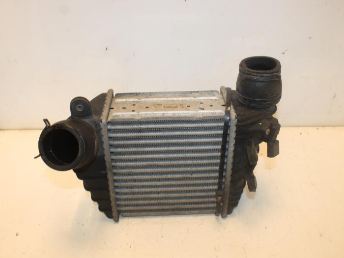 Usagé Intercooler Volkswagen Golf IV (1J1) 1.9 SDI Prix € 60,00 Règlement à la marge proposé par Van Gils Automotive