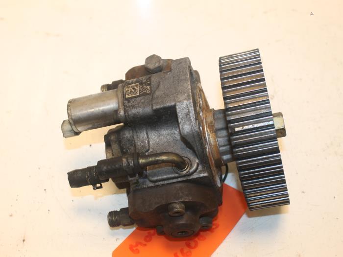 Begagnade Dieselpump Mazda 6 Sportbreak (GY19/89) 2.0 CiDT 16V Pris € 150,00 Marginaltabell erbjuds av Van Gils Automotive