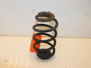Used Rear coil spring Renault Clio III (BR/CR) 1.2 16V 75 Price € 30,00 Margin scheme offered by Van Gils Automotive