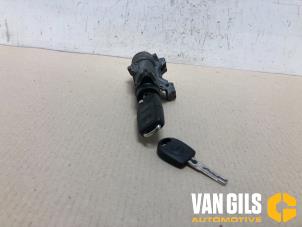 Used Ignition lock + key Seat Ibiza IV SC (6J1) 1.4 16V Price € 72,00 Margin scheme offered by Van Gils Automotive