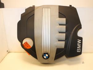 Usagé Cache sous moteur BMW X3 (E83) 2.0d 16V Prix € 38,00 Règlement à la marge proposé par Van Gils Automotive