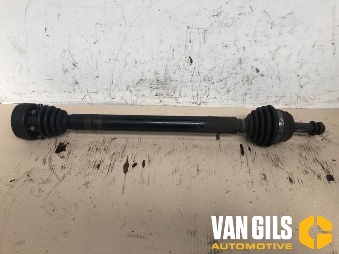 Front drive shaft, right from a Seat Ibiza II Facelift (6K1) 1.4 16V 2001