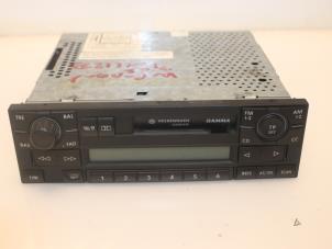 Usagé Radio/Cassette Volkswagen Passat (3B3) 1.9 TDI 100 Prix € 50,00 Règlement à la marge proposé par Van Gils Automotive