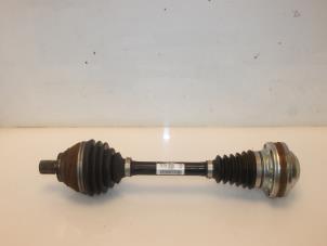 Used Front drive shaft, left Volkswagen Caddy IV 2.0 TDI 75 Price € 181,49 Inclusive VAT offered by Van Gils Automotive