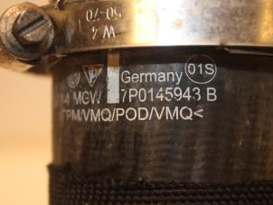 Intercooler Schlauch van een Volkswagen Touareg (7PA/PH) 3.0 TDI V6 24V BlueMotion Technology SCR 2016