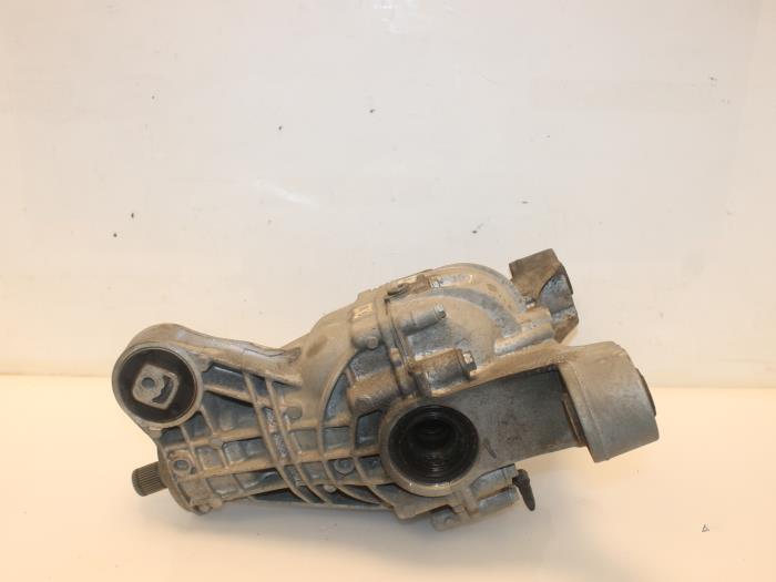 Gebrauchte Differential hinten Volkswagen Touareg (7PA/PH) 3.0 TDI V6 24V BlueMotion Technology SCR Preis € 785,29 Mit Mehrwertsteuer angeboten von Van Gils Automotive