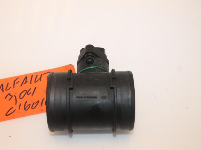 Gebrauchte Luftmassenmesser Alfa Romeo 147 (937) 1.6 HP Twin Spark 16V Preis € 60,00 Margenregelung angeboten von Van Gils Automotive