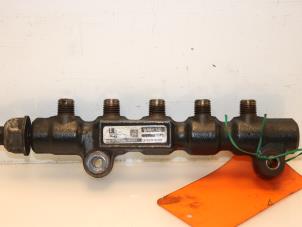 Used Fuel injector nozzle Ford Focus C-Max 1.6 TDCi 16V Price € 50,00 Margin scheme offered by Van Gils Automotive