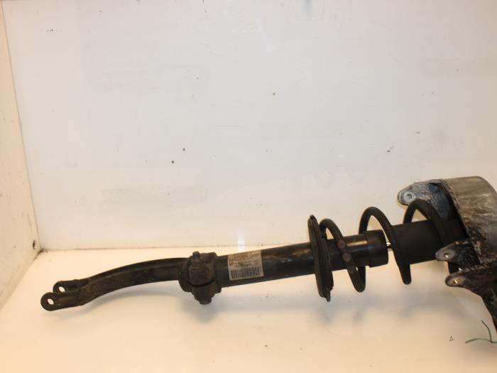 Front shock absorber rod, right from a Audi A5 (8T3) 1.8 TFSI 16V 2012