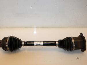 Used Front drive shaft, right Audi Q5 (8RB) 2.0 TDI 16V Quattro Price € 181,49 Inclusive VAT offered by Van Gils Automotive