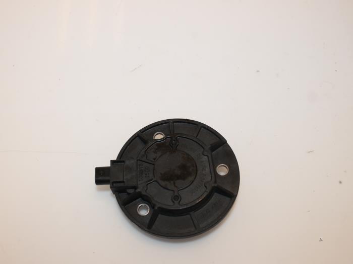 Begagnade Kamaxelsensor Audi A6 Avant (C7) 1.8 TFSI 16V Pris € 36,30 Inklusive moms erbjuds av Van Gils Automotive