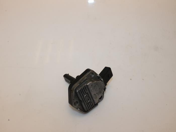 Gebrauchte Ölstandsensor Porsche Cayenne (9PA) 4.5 V8 32V Turbo Preis € 35,00 Margenregelung angeboten von Van Gils Automotive
