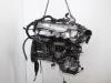 Engine from a Mercedes-Benz S (W220) 4.0 S-400 CDI V8 32V 2001
