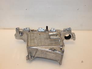 Used Intake manifold Volkswagen Scirocco (137/13AD) 2.0 TDI 16V Price € 210,54 Inclusive VAT offered by Van Gils Automotive