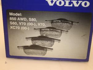 Gebrauchte Bremsklotz hinten Volvo XC70 Preis € 33,00 Margenregelung angeboten von Van Gils Automotive