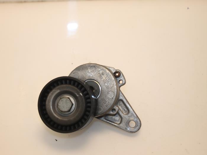 Usados Rodillo tensor correa múltiple Volkswagen Golf Sportsvan (AUVS) 2.0 TDI 150 16V Precio € 36,30 IVA incluido ofrecido por Van Gils Automotive