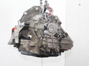 Getriebe van een Volkswagen Passat Variant (3B6) 1.8 Turbo 20V 2004