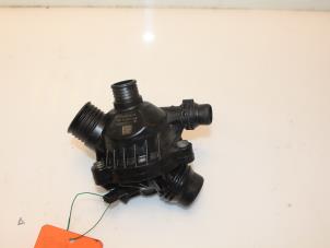 Used Thermostat housing BMW 5 serie Touring (E61) 530i 24V Price € 54,00 Margin scheme offered by Van Gils Automotive