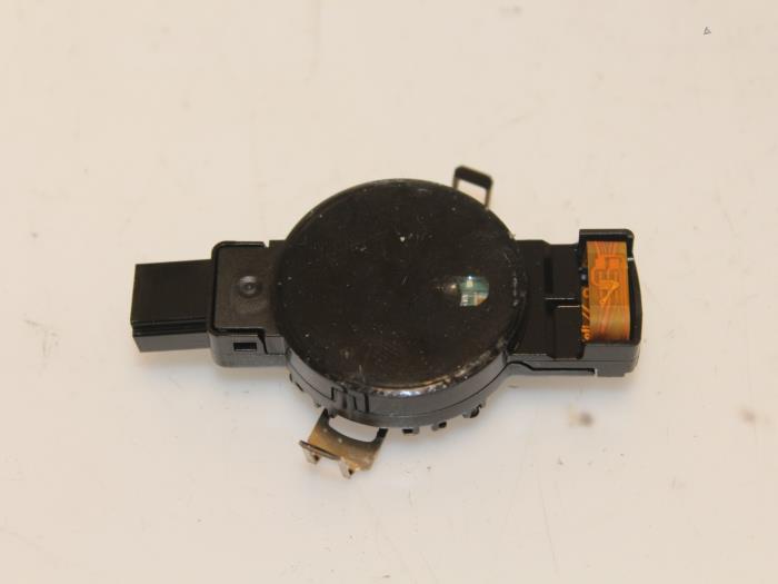 Begagnade Regnsensor BMW X5 (F15) xDrive 40e PHEV 2.0 Pris € 45,98 Inklusive moms erbjuds av Van Gils Automotive