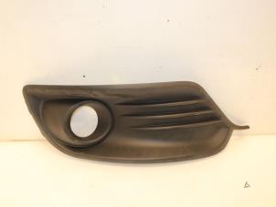 Used Fog light cover plate, right Renault Megane Price € 30,00 Margin scheme offered by Van Gils Automotive