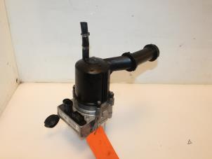Used Electric power steering unit Peugeot 307 (3A/C/D) 1.4 Price € 125,00 Margin scheme offered by Van Gils Automotive