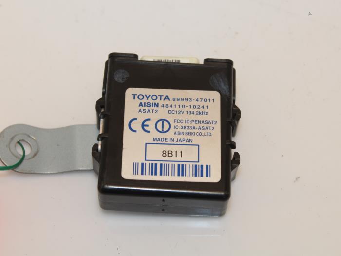 Module (miscellaneous) from a Toyota Prius (NHW20) 1.5 16V 2009
