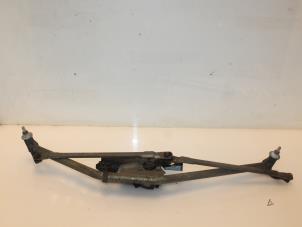 Begagnade Torkarmotor + mekanism Volkswagen Transporter/Caravelle T4 2.4 D Pris € 75,00 Marginaltabell erbjuds av Van Gils Automotive