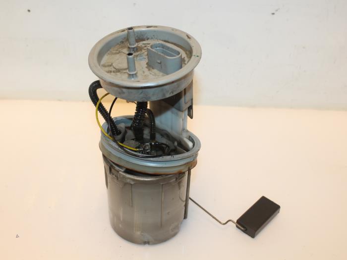 Begagnade Boosterpump Volkswagen Passat (3B3) 1.9 TDI 130 Pris € 65,00 Marginaltabell erbjuds av Van Gils Automotive