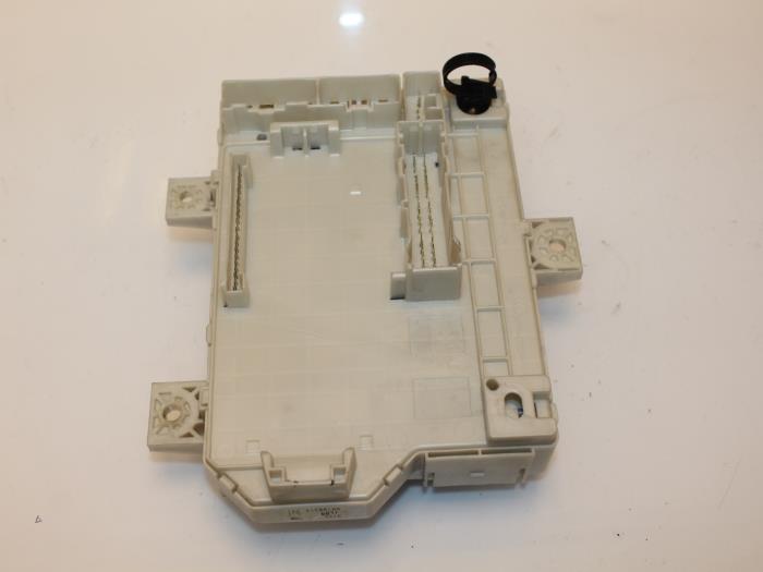 Ms810893 Fuse box Mitsubishi Colt 1.3 16V - MN108319N