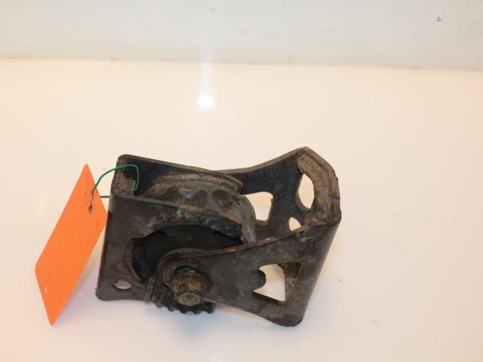 Engine mount Toyota RAV4 (A3), 2005 / 2012 2.2 D-CAT 16V 4x4, Jeep/SUV, Diesel, 2.231cc, 130kW (177pk), 4x4, 2ADFHV, 2006-02 / 2013-06, ALA30 (Used)