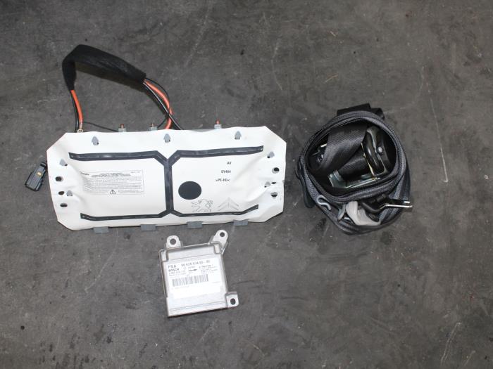 Airbag set+module Peugeot 207 SW 1.4 96498059XX
