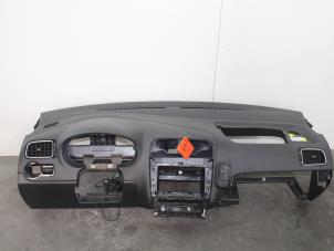 Usagé Tableau de bord Volkswagen Polo V (6R) 1.4 GTI 16V Prix € 109,00 Règlement à la marge proposé par Van Gils Automotive