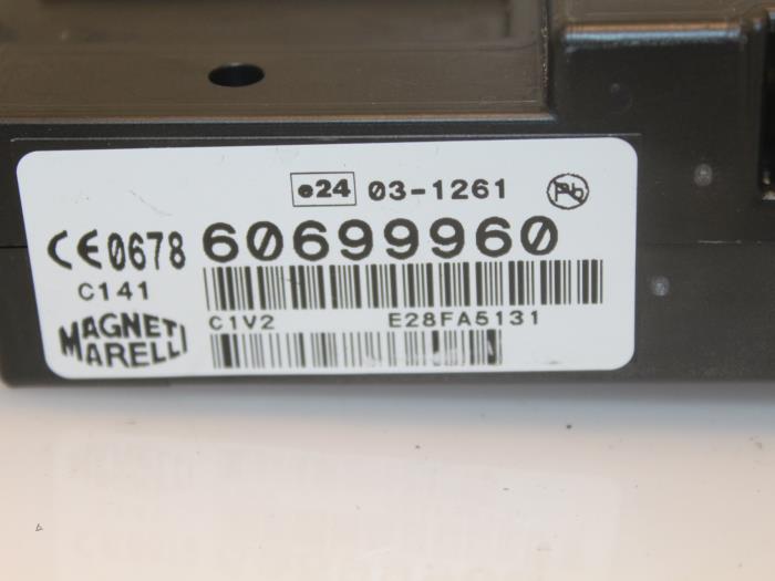 Body control computer from a Alfa Romeo 159 (939AX) 2.2 JTS 16V 2006