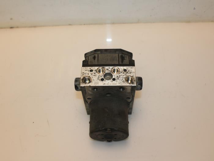 Usagé Bloc ABS Fiat Stilo (192A/B) 1.9 JTD 115 5-Drs. Prix € 25,00 Règlement à la marge proposé par Van Gils Automotive