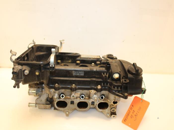 Begagnade Topplock Peugeot 107 1.0 12V Pris € 110,00 Marginaltabell erbjuds av Van Gils Automotive