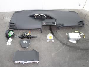 Gebrauchte Airbag Set + Modul Toyota Verso 1.8 16V VVT-i Preis € 799,99 Margenregelung angeboten von Van Gils Automotive