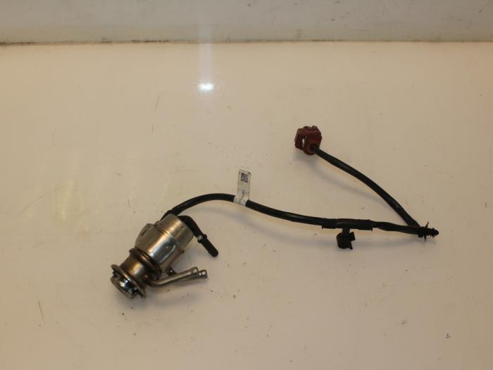 Usados Sensor Adblue Volkswagen Tiguan (AD1) 2.0 TDI 16V BlueMotion Techn.SCR 4Motion Precio € 98,01 IVA incluido ofrecido por Van Gils Automotive