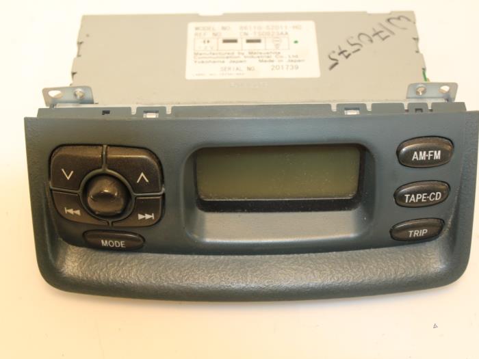 Begagnade Innerdisplay Toyota Yaris (P1) 1.0 16V VVT-i Pris € 35,00 Marginaltabell erbjuds av Van Gils Automotive