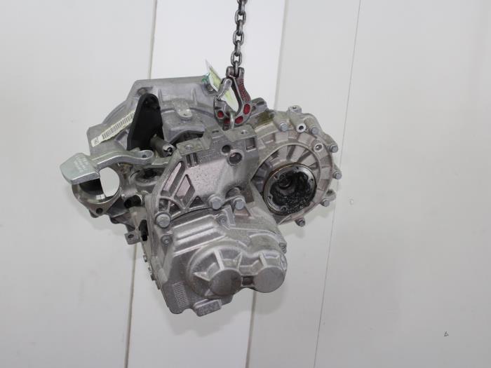 Getriebe van een Volkswagen Touran (5T1) 1.6 TDI 2016