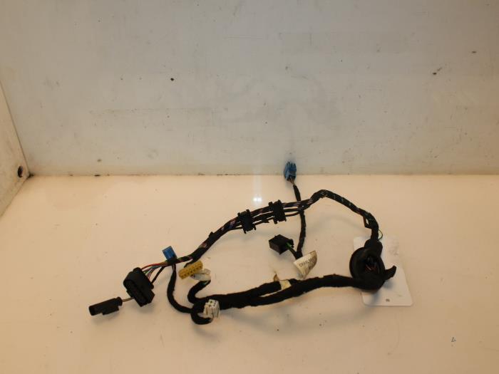 Wiring harness Mercedes S 3.0 S-350 BlueTec 24V - A2214404806