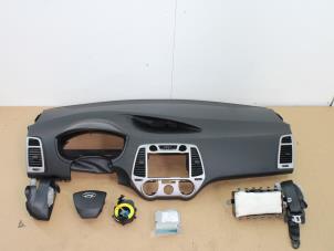 Gebrauchte Airbag Set + Modul Hyundai i20 1.2i 16V Preis € 399,00 Margenregelung angeboten von Van Gils Automotive