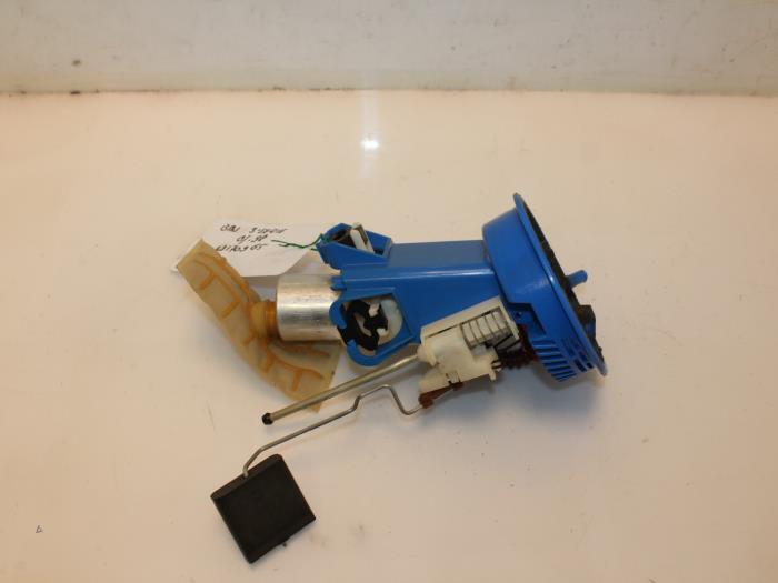 Begagnade Bensinpump BMW 3 serie Touring (E36/3) 318i Pris € 25,00 Marginaltabell erbjuds av Van Gils Automotive