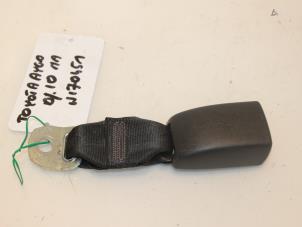 Used Rear seatbelt buckle, centre Toyota Aygo (B10) 1.0 12V VVT-i Price € 30,00 Margin scheme offered by Van Gils Automotive