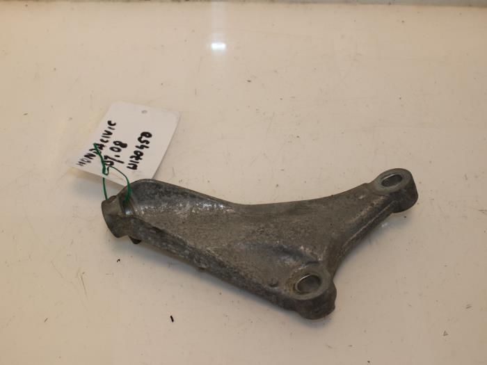 Used Engine mount Honda Civic (FK/FN) 1.8i VTEC 16V Price € 43,00 Margin scheme offered by Van Gils Automotive