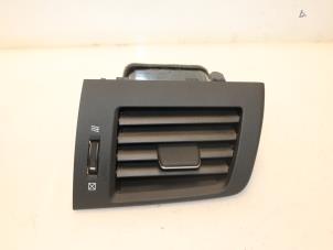 Used Dashboard vent Lexus CT 200h 1.8 16V Price € 39,93 Inclusive VAT offered by Van Gils Automotive
