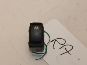 Used Electric window switch Kia Sorento I (JC) 2.5 CRDi 16V Price € 40,00 Margin scheme offered by Van Gils Automotive