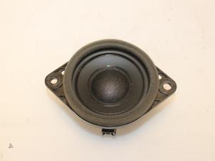 Gebrauchte Lautsprecher Lexus CT 200h 1.8 16V Preis € 39,93 Mit Mehrwertsteuer angeboten von Van Gils Automotive
