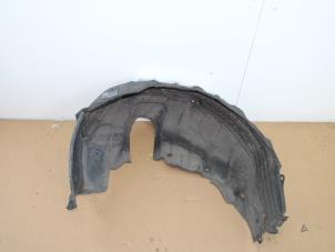 Used Wheel arch liner Lexus CT 200h 1.8 16V Price € 48,39 Inclusive VAT offered by Van Gils Automotive