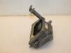 Engine mount from a Volkswagen Touran (5T1) 2.0 TDI 190 2017