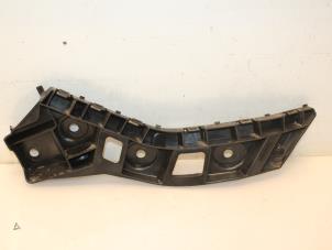 Used Rear bumper bracket, right Volkswagen Touran (5T1) 2.0 TDI 190 Price € 36,30 Inclusive VAT offered by Van Gils Automotive